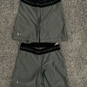 Women’s small Under Armour compression shorts